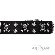 Lederhalsband mit Rocker Stil