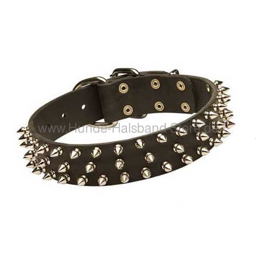 Hundehalsband aus Leder mit Spikes 