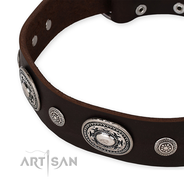 Artisan Halsband braun